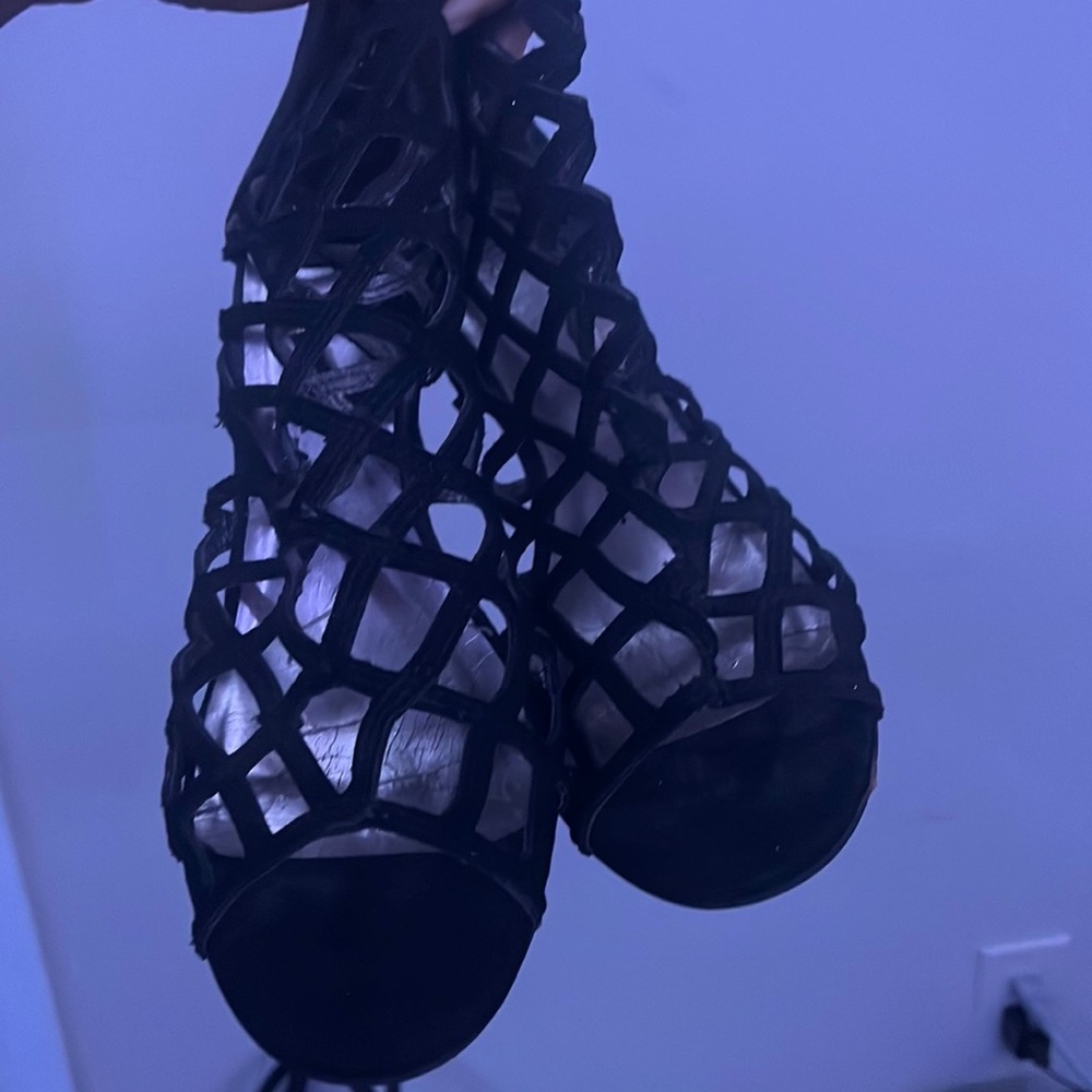 Cato black heals